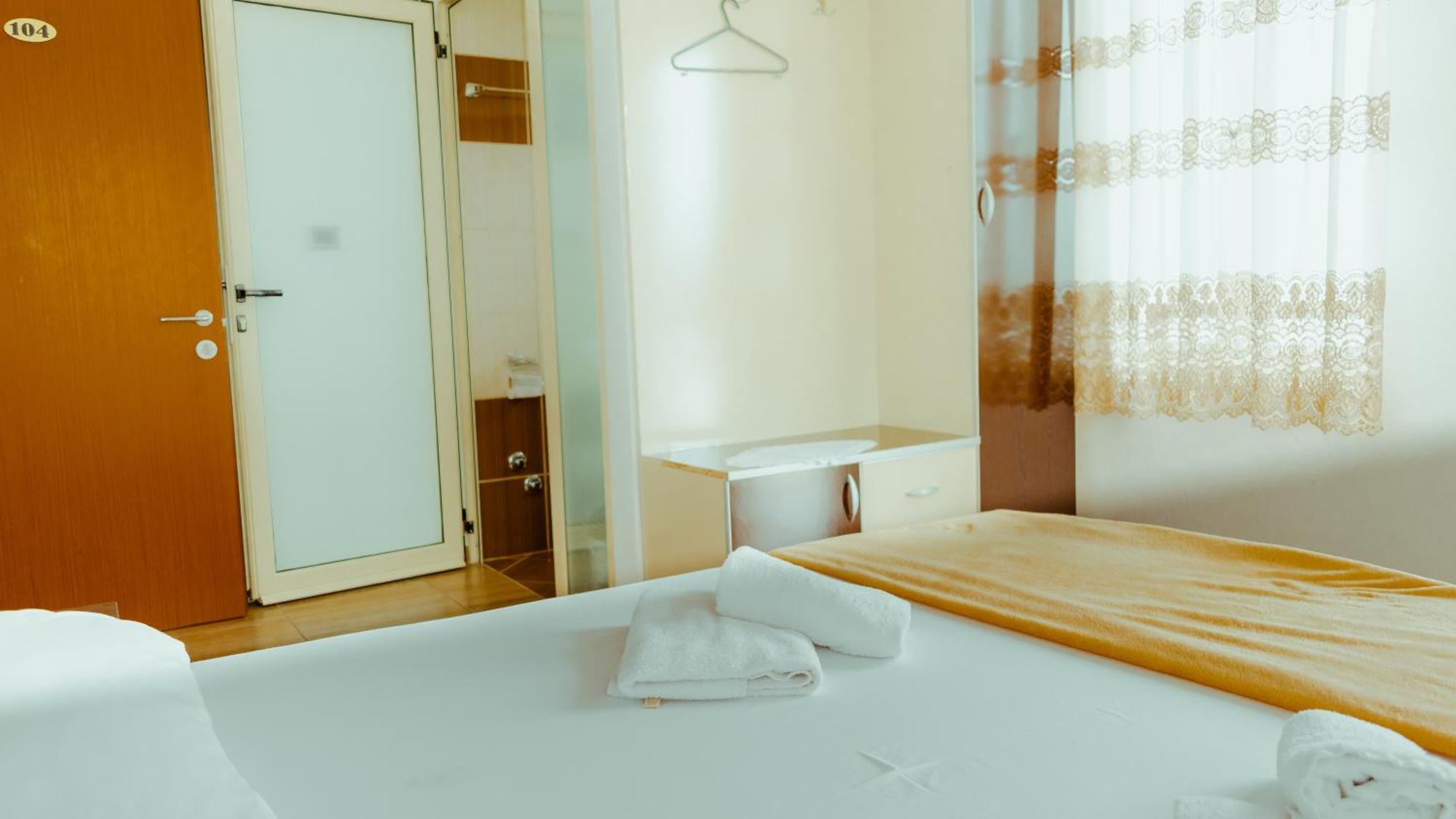 Guesthouse Shtino Gjirokastër Екстериор снимка