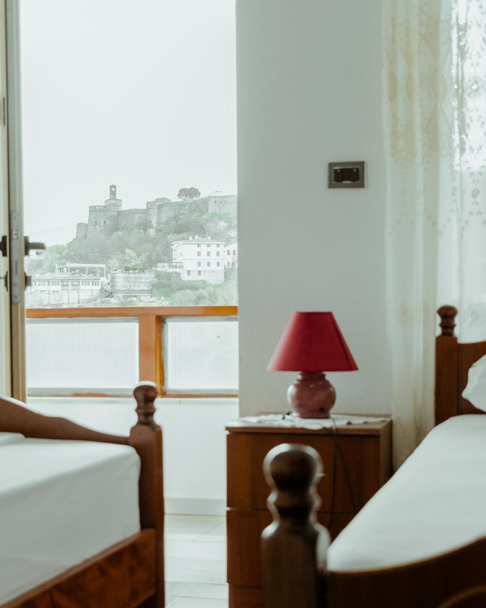 Guesthouse Shtino Gjirokastër Екстериор снимка