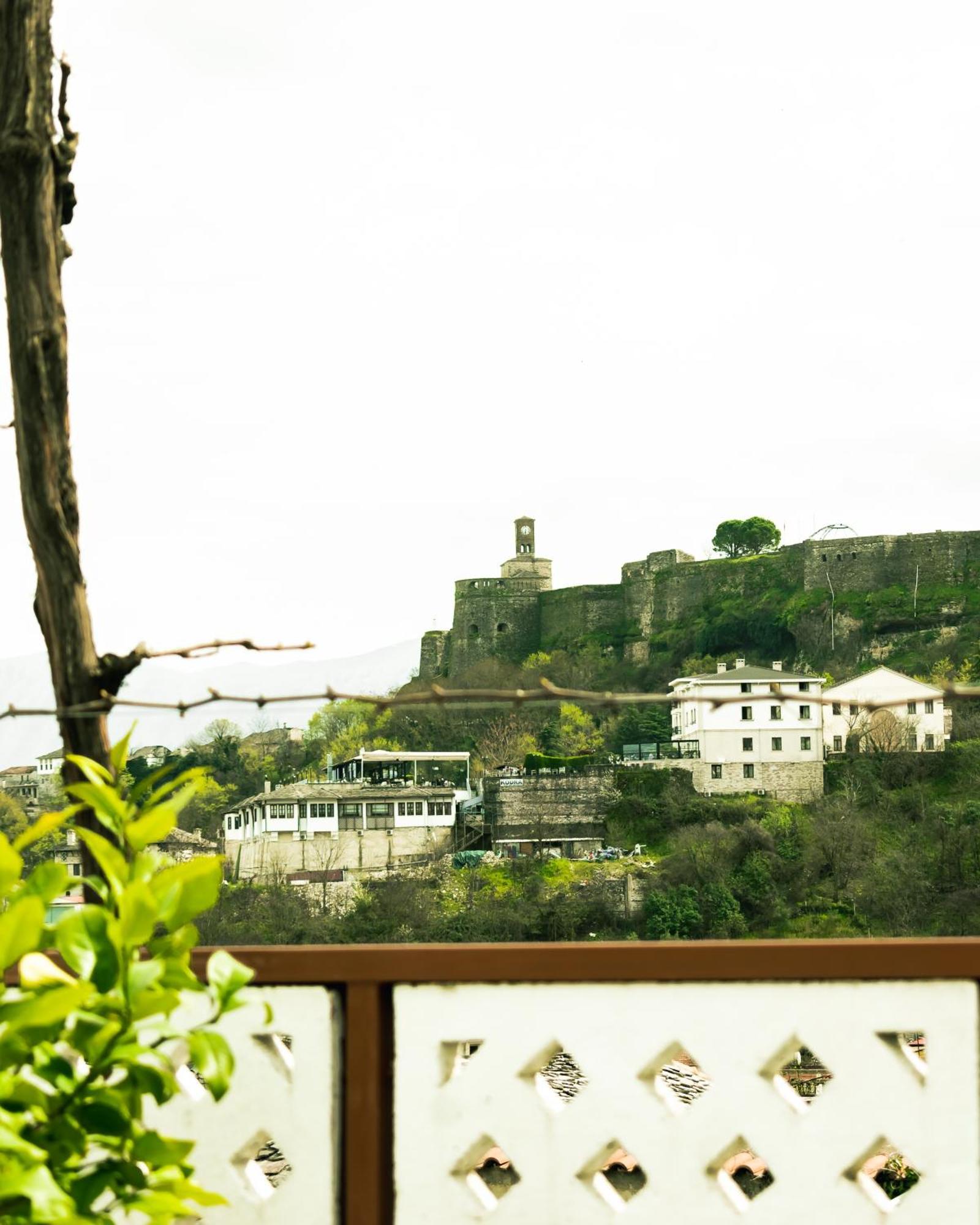 Guesthouse Shtino Gjirokastër Екстериор снимка